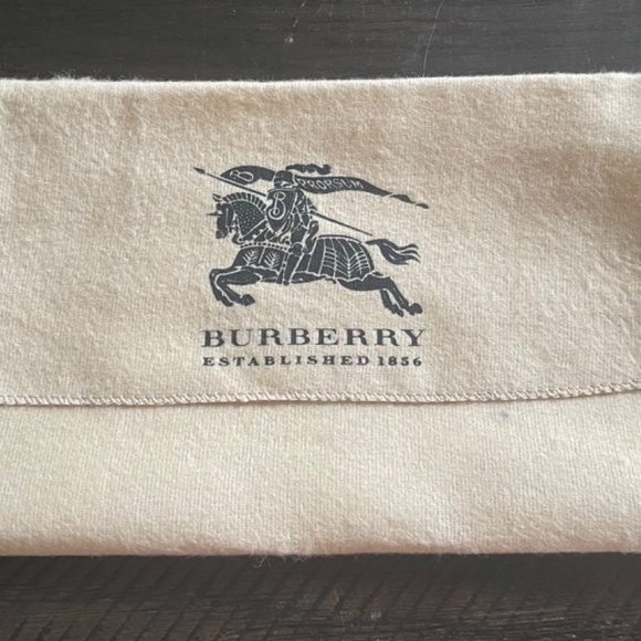 Burberry Wallets - Picture 5 of 5